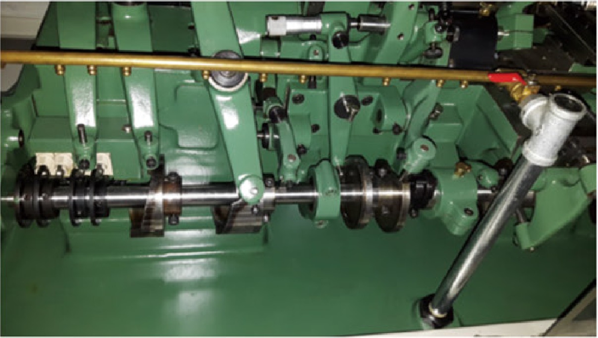 Jarng Yeong Cam Lathe