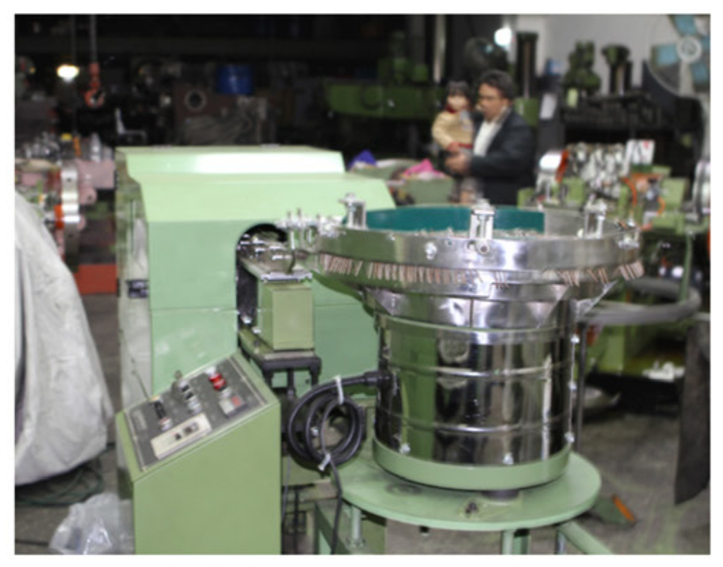 LAN DEE High Speed Blind Rivet Assembly Machine