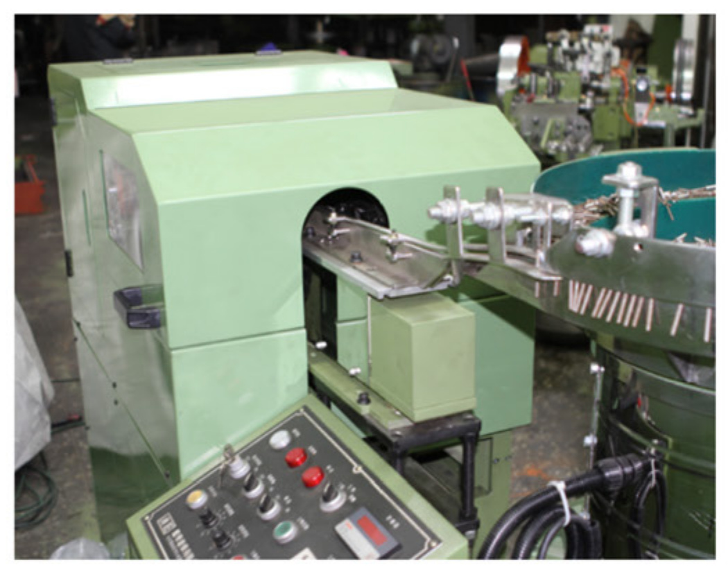 LAN DEE Automatic Assembly Grip Machine