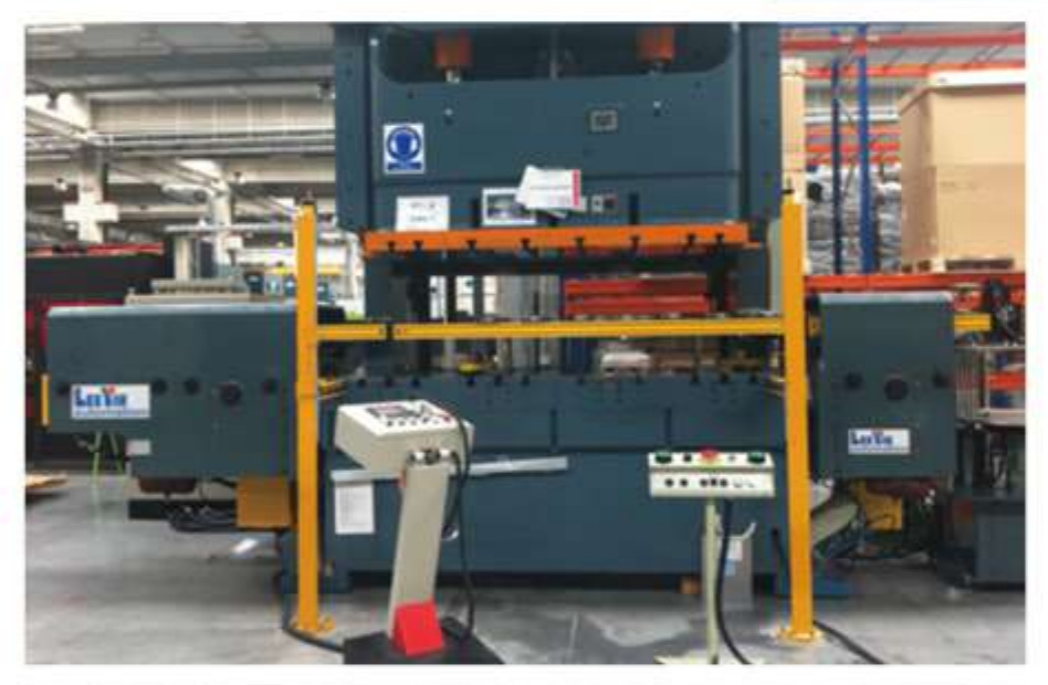 Lee Yih Transfer Feeding Robot Arm